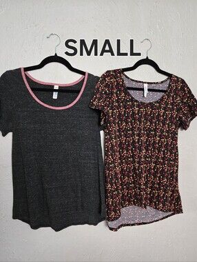 Lot of (2) LuLaRoe Classic T ~ Size Small ~ Floral/Solid